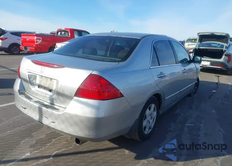 2007 Honda Accord 2.4 Lx из США, поврежденный, VIN 3HGCM56457G703058